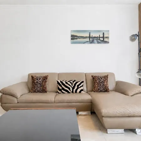 2br Penthouse With Private Terrace & Bbq Near Balluta Bay