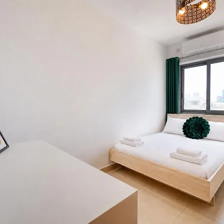 2br Penthouse With Private Terrace & Bbq Near Balluta Bay Apartmán