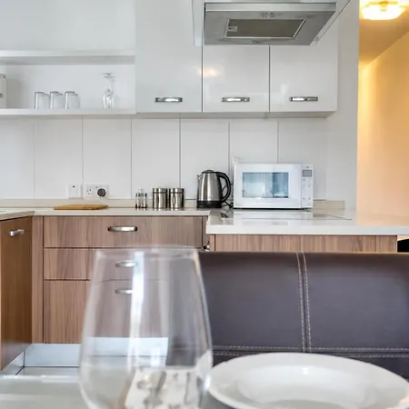 2br Penthouse With Private Terrace & Bbq Near Balluta Bay 公寓 *
