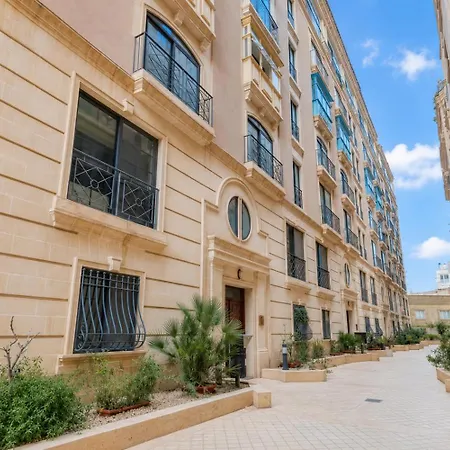 2br Penthouse With Private Terrace & Bbq Near Balluta Bay 公寓